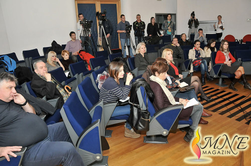 press_omaz-Arsenu-Dedicu_05