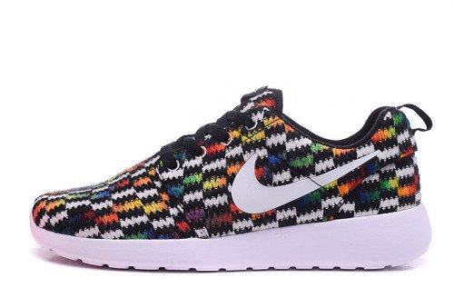 ,,Nike"