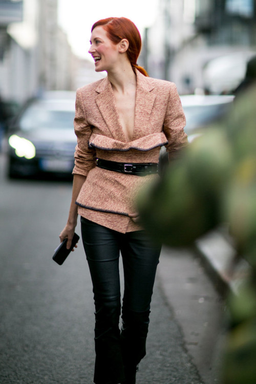 Try-bustier-over-blazer-mix-things-up