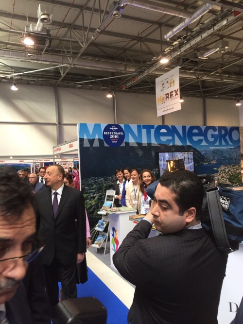 image-9be415fda822ac089410959ba9c9b825492ffed3348dc2adc6172a8dea7e593e-V