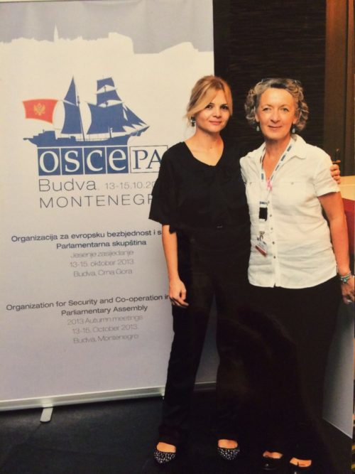 image-ce5d049eeb8ac6bcd133b84917db0fc4590fc1cc129b4a8c1ed5d6f9822ffee2-V