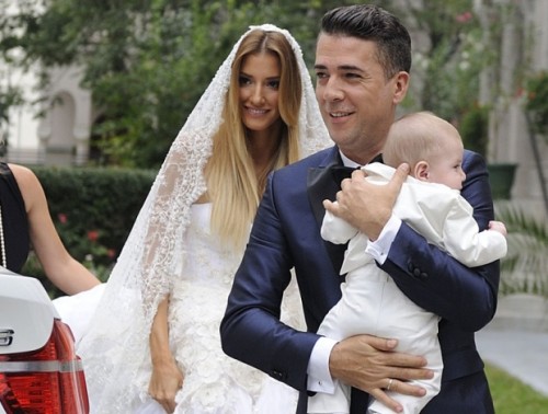 scena-pesma-za-suprugu_620x0