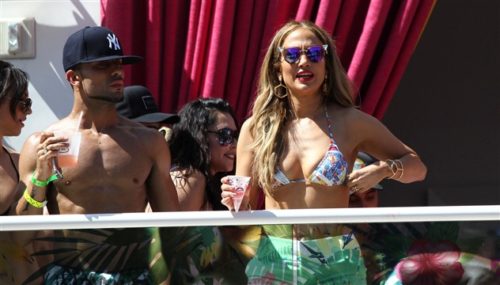 1556b3ca-112b-44a6-a537-17673fd85803