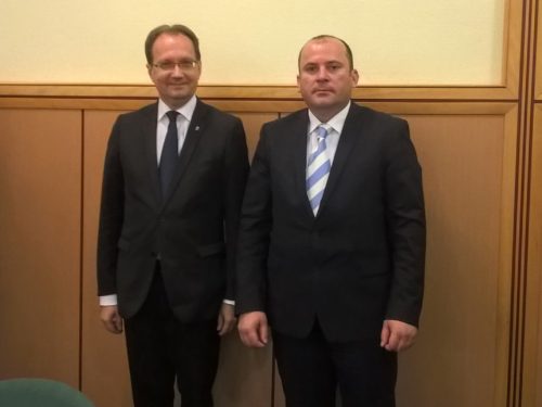 WP_20160524_10_19_49_Pro