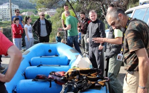 aa5ef0b3129872a7a899eb1219dbc757