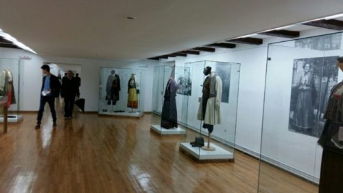 image-c2700af978d6dfa9463c582315ffec2c1f2386b009a59a539730ae838a0a33a0-V