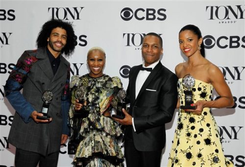 David Digs, Sintija Erivo, Lesli Odom Jr. i Rene Eliz Goldsberi (foto: Reuters)