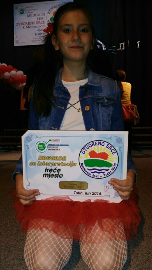 image-0.02.01.e93cd386c2103c8051714ac66260ba70d4ce2e70fec53b3ea73eb03ae682b57a-V