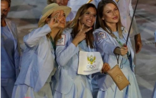 3505e5e02a3ce7701a1d030a422d577c