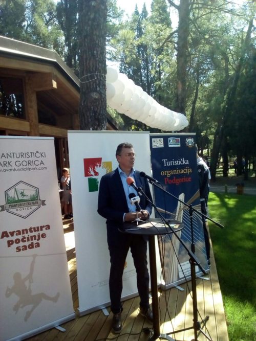 image-0-02-01-e13f026dafa328252dbf53329feb7e0e9f2eb631c3081436ba3c5893e7d6e788-v