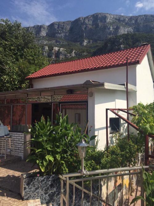 image-0-02-01-fbbc5e92d479f924891254c564fe6a69b784ecfbe124717f0ae55e10ec846c55-v